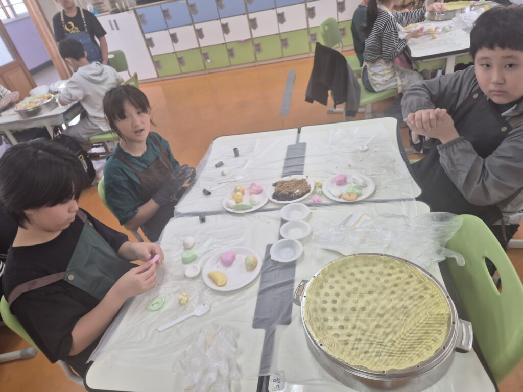 활동 현장을 만나보세요 사진 2