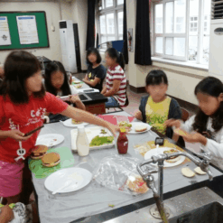 진로직업 방문체험 요리체험프로그램 햄버거 만들기7