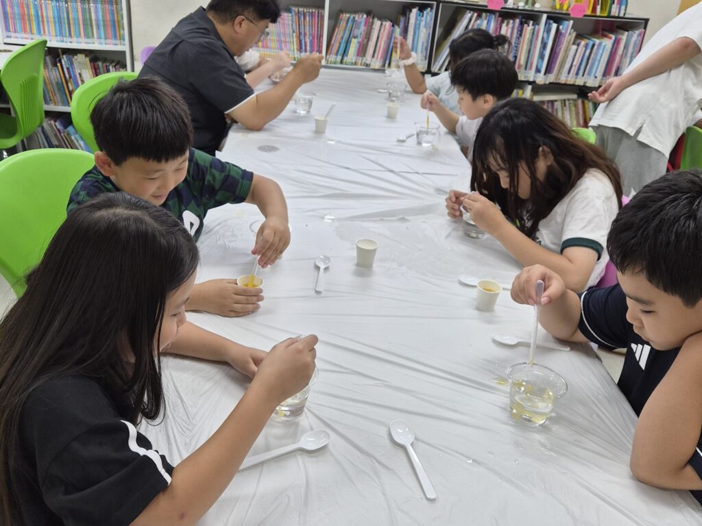 활동 현장을 만나보세요 사진 2